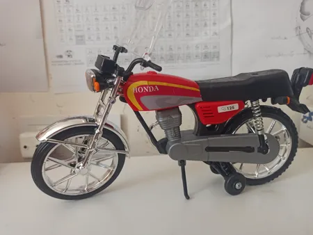 موتور بازی مدل HONDA CG 125