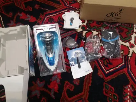 ماشین اصلاح صورت فیلیپس مدل AT890/20