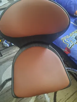 صندلی اداری اوان مدل P101L چرمی