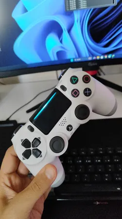 دسته بازی پلی استیشن ۴ مدل CUH-ZCT1U