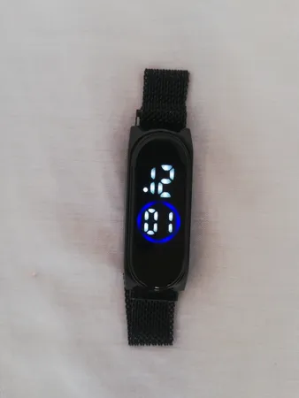 ساعت مچی دیجیتال مدل 2026