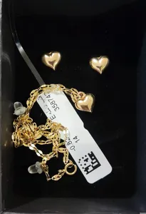 تجریه خرید گوشواره طلا 18 عیار زنانه ماوی گالری مدل میخی قلب دامله