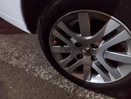 چراغ سر والف لاستیک مدل بدون باتری BE1101 بسته 4 عددی