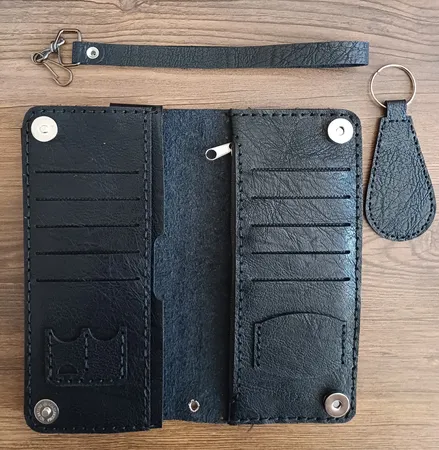 کیف پول مدل چند کاره