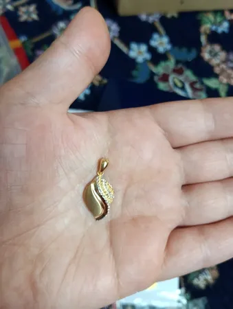 آویز گردنبند طلا 18 عیار زنانه طلای مستجابی مدل آوا تراش کد 11