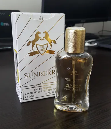 عطر جیبی زنانه ریو کالکشن مدل sunberry حجم 20 میلی لیتر