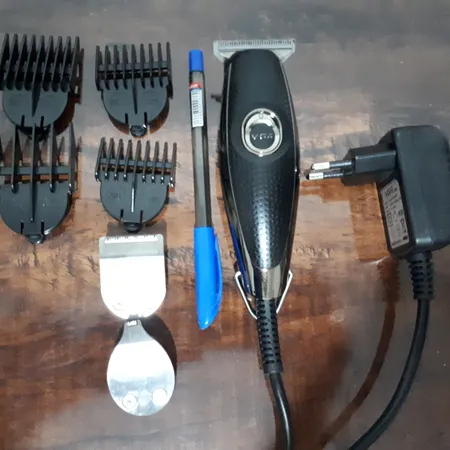 ست ماشین اصلاح موی صورت و بدن وی جی آر مدل V-099