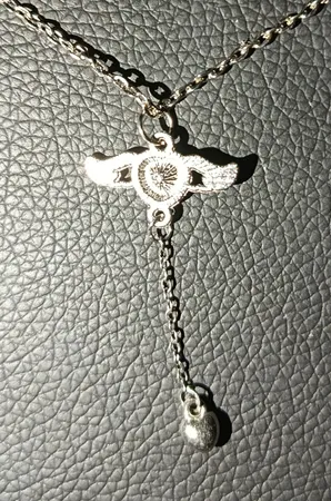 گردنبند زنانه مدل قلب بالدار بال متحرک