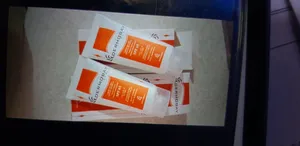 تجریه خرید کرم ضدآفتاب رنگی درموبای مدل SPF65، مناسب پوست‌های چرب، حجم 50 میلی‌لیتر