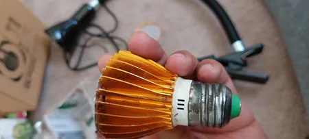 لامپ ال ای دی رشد گیاه 7 وات مدل LM2707GB پایه E27