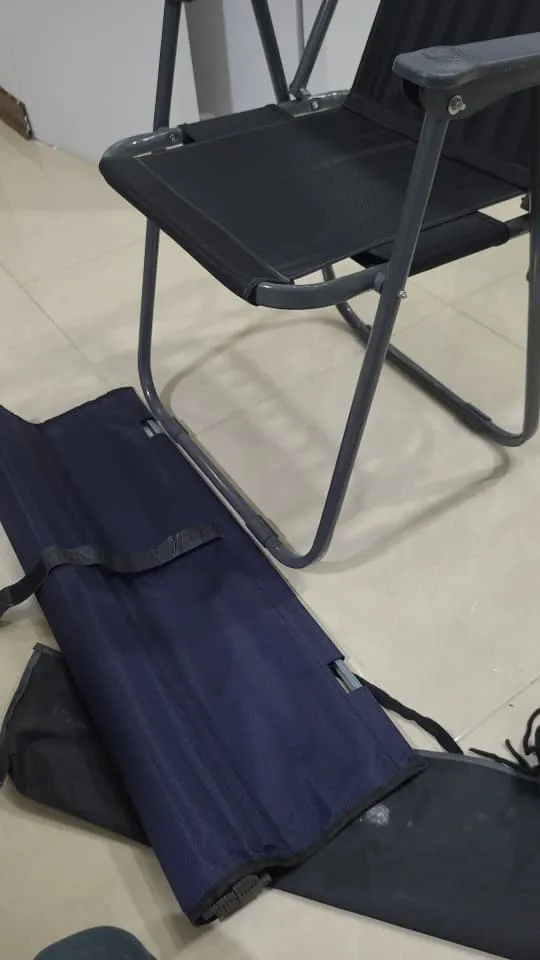 میز و صندلی تاشو سفری 4 نفره مدل  فوم دار 9 فنره کد APD بسته 5 عددی