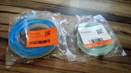 ریسه نئون فلکسی مدل v12 طول 50 سانتی متر