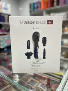 تجریه خرید سشوار برس‌دار چرخشی حرفه‌ای والوروس مدل VL-508، موتور AC با توان مصرفی 1200 وات، دارای قابلیت تعویض سری، طراحی ارگونومیک، دارای سیم گردان، با حالت صاف‌کننده و فرکننده، وزن 950 گرم، تنظیم حرارت 2 حالته و کنترل سرعت 2 حالته، به همراه 3 سری برس‌دار