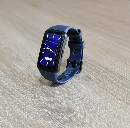 مچ بند هوشمند آنر مدل Band 6 NFC
