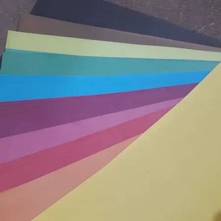 مقوا رنگی مدل 96 سایز 25×35 سانتی متر بسته 40 عددی