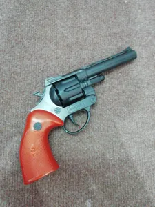 تجریه خرید تفنگ بازی مدل کلانتر کد k-007