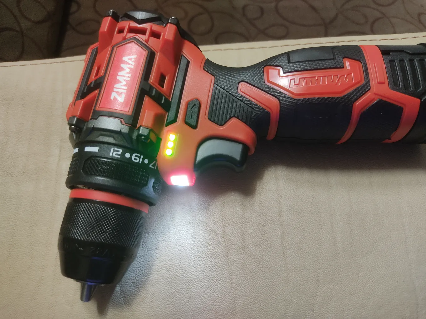 دریل پیچ گوشتی شارژی زیمما مدل براشلس 18 ولت