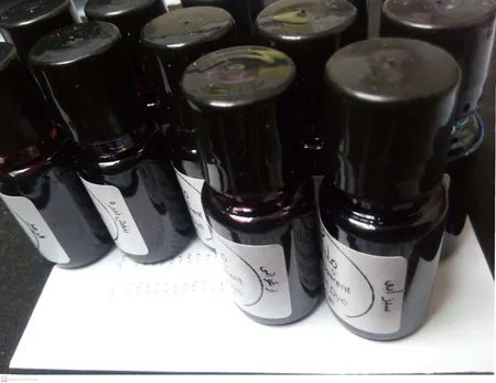 رنگ رزین فیلو مدل transparent بسته 12 عددی حجم 10 میلی لیتر