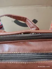 تجریه خرید کیف رودوشی چرم ما مدل D-09