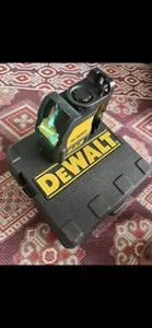 تجریه خرید تراز لیزری دیوالت مدل 50M