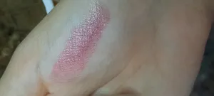 تجریه خرید بالم لب لابلو مدل Mineral