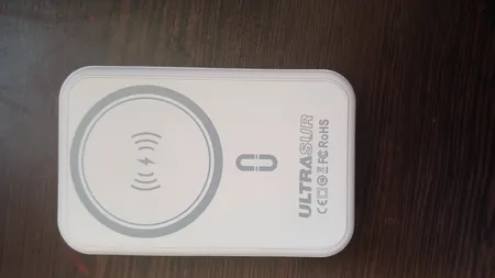 پاوربانک اولتراسور مدل U-PW5 ظرفیت 10000 میلی آمپر ساعت