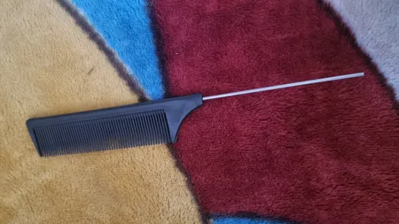 شانه مو مدل دم باریک فلزی