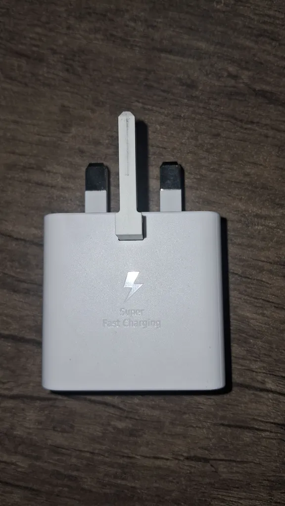 شارژر دیواری 25 وات سامسونگ مدل T2510