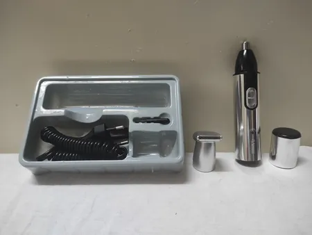 موزن گوش و بینی و خط زن وربنا مدل VR-2221