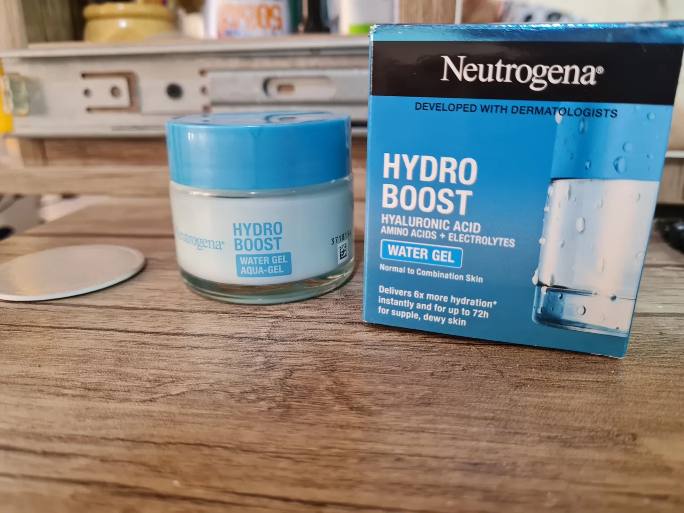 ژل آبرسان نوتروژینا مدل Hydro Boost حجم 50 میلی لیتر