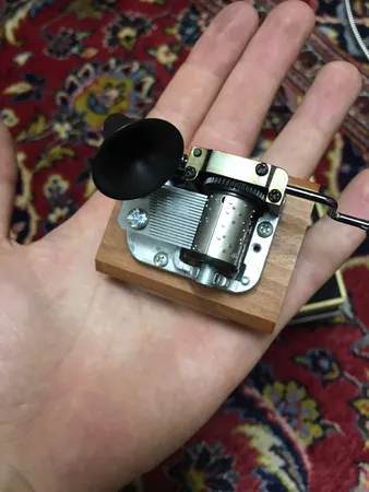 جعبه موزیکال ایل تمپو ولا مدل New Classico ملودی لاو استوری