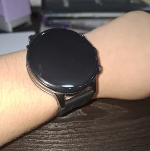 تجریه خرید ساعت هوشمند گلوریمی مدل M2 MAX LTD دارای قابلیت های کنترل موسیقی (Music Player)، قابلیت مکالمه از طریق بلوتوث، قابلیت تغییر طرح ساعت یا تم، صفحه همیشه روشن (Always-on Display) بند سیلیکون