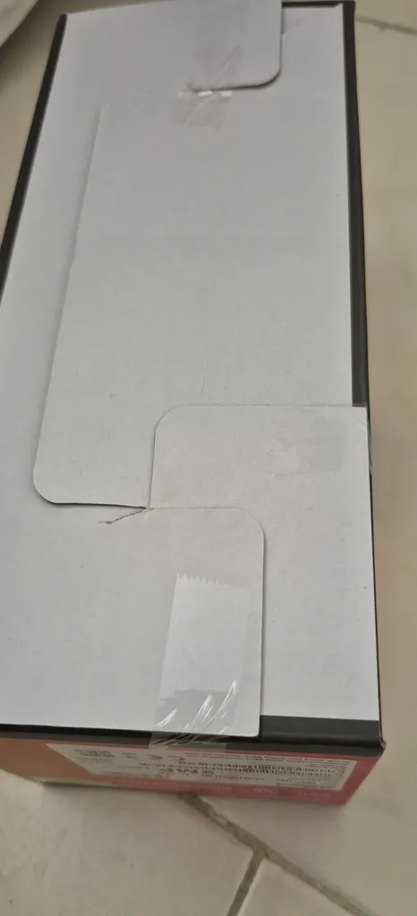 دوربین مداربسته آنالوگ داهوا مدل DH-HAC-HFW1209TLMP-A-LED