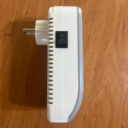 محافظ ولتاژ سیماران مدل SM-125EL-YA