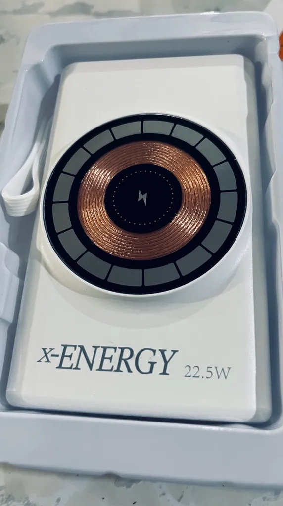 پاوربانک ایکس انرژی مدل X-828M 22.5W ظرفیت 20000 میلی آمپر ساعت