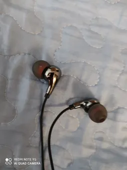 هدفون کی تی مدل WH8