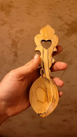 قاشق چوبی مدل برگ