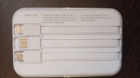 پاوربانک اولتراسور مدل U-PW5 ظرفیت 10000 میلی آمپر ساعت