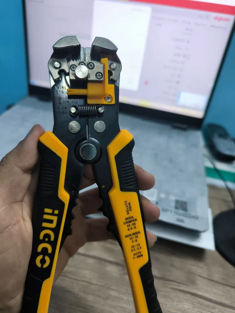 انبر سیم لخت کن اینکو مدل HWSP-102418 سایز 1/4-8 اینچ