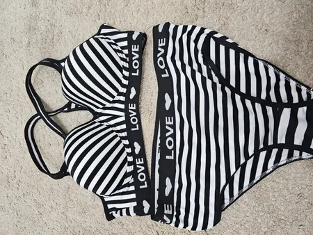 ست نیم تنه و شورت ورزشی زنانه ماییلدا مدل 4081-2