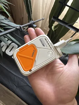 پاوربانک 20 وات هیسکا مدل HP-123PD ظرفیت 10000 میلی آمپر ساعت