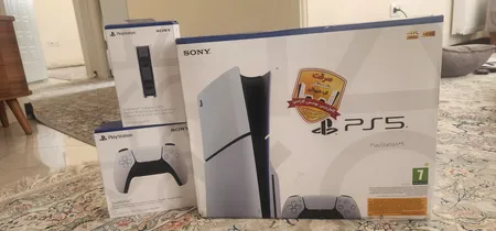 کنسول بازی سونی مدل PlayStation 5 Slim ظرفیت یک ترابایت ریجن 2016A اروپا به همراه دسته اضافی و پایه شارژر
