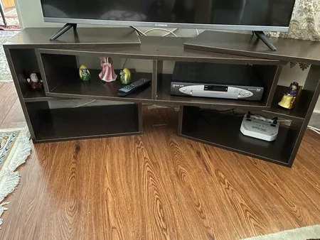 میز تلویزیون مدل FH68