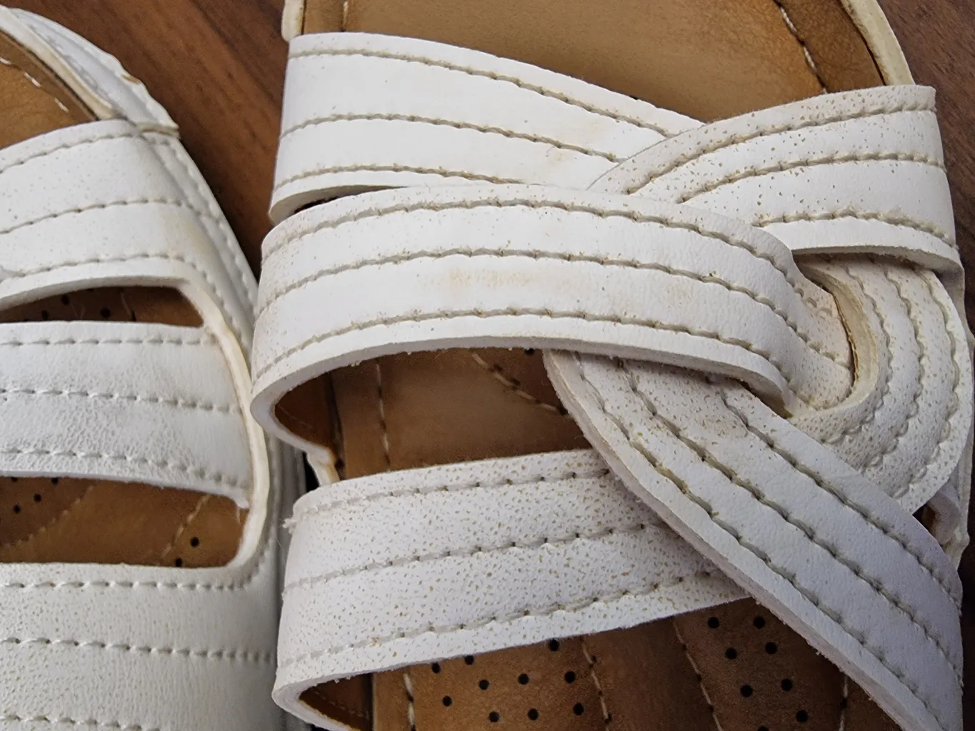 صندل زنانه شهپر مدل تیراژه P102 کد 012