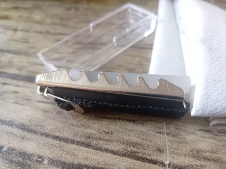 کاپو گیتار مدل بندی کد 7 همراه پیک مجموعه 2 عددی