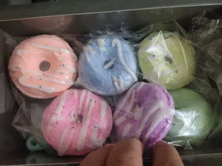 کوکتل پدیکور اور مدل دونات وزن 130 گرم بسته 6 عددی