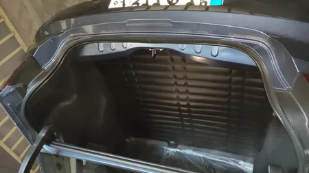 کفپوش سه بعدی صندوق خودرو پانیذ مدل EVA مناسب برای تارا