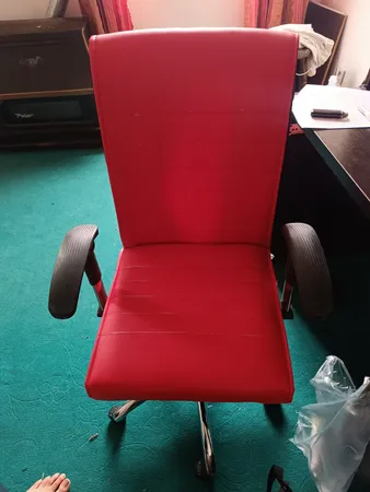 صندلی کارمندی مدل k2