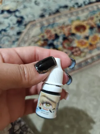 چسب مژه مصنوعی نیوبل مدل UË حجم 5 میلی لیتر