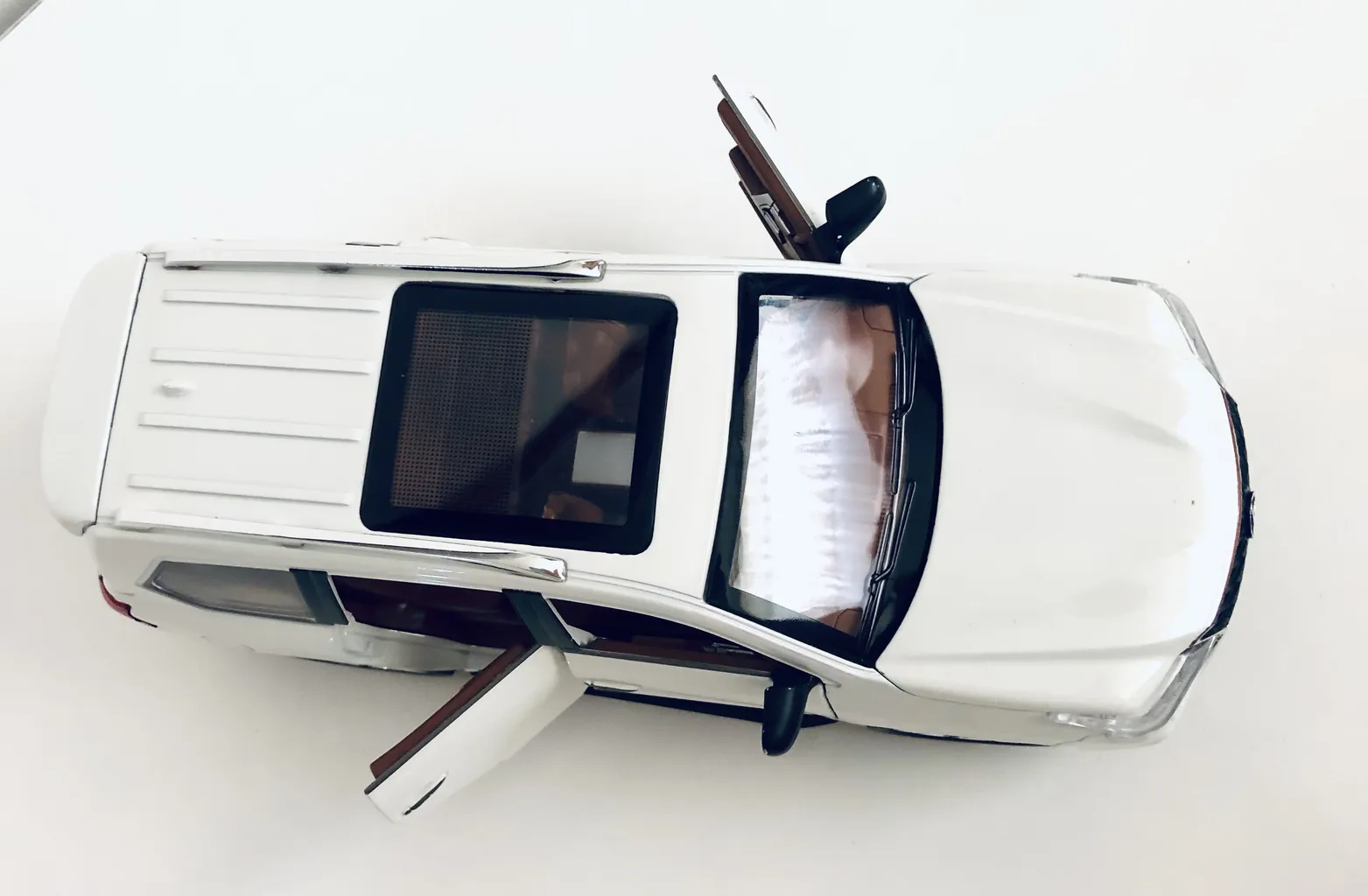 ماشین بازی ناب سل مدل چراغ دار فلزی LEXUS LX570 طرح دودزا